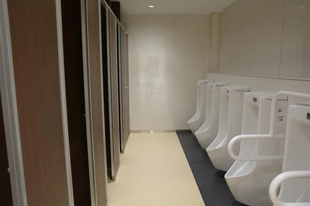 Tokyo Central Youth Hostel 0*,